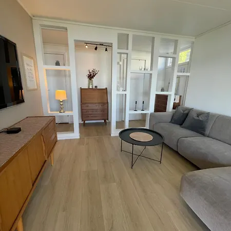 Well-equipped With Stunning Views Lejlighed *