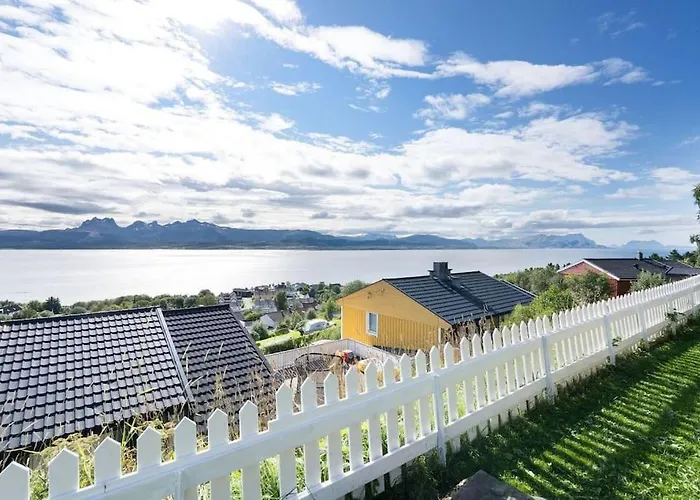 Well-equipped With Stunning Views